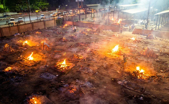 ಕೋವಿಡ್‌ ಮರಣ ಸಂಖ್ಯೆಯಲ್ಲಿ ಸುಳ್ಳು ಲೆಕ್ಕ: ದೆಹಲಿ ಅಂಕಿ ಅಂಶದಲ್ಲಿ 1000 ಕ್ಕೂ ಹೆಚ್ಚು ಕೋವಿಡ್ ಮರಣಗಳು ನಾಪತ್ತೆ
