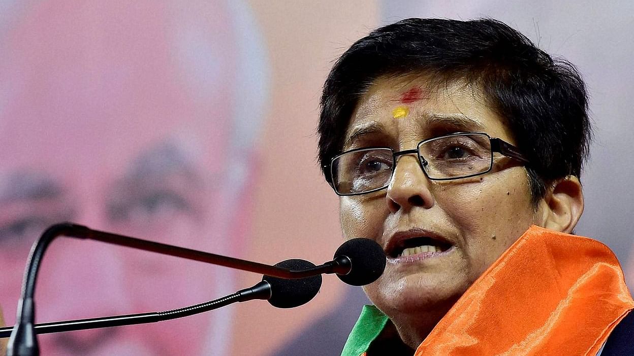 ಪುದುಚೇರಿ ಲೆಫ್ಟಿನೆಂಟ್ ಗವರ್ನರ್ ಕಿರಣ್ ಬೇಡಿ ಅವರ ಹಠಾತ್ ಬದಲಾವಣೆಗೆ ಕಾರಣವೇನು?