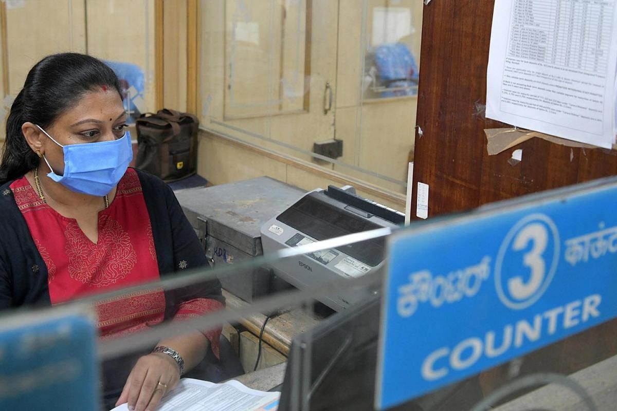 ನಾಳೆಯಿಂದ ಮೇ31 ರವರೆಗೂ ಬ್ಯಾಂಕಿಂಗ್ ಸೇವೆ ಸಮಯ ಬದಲು