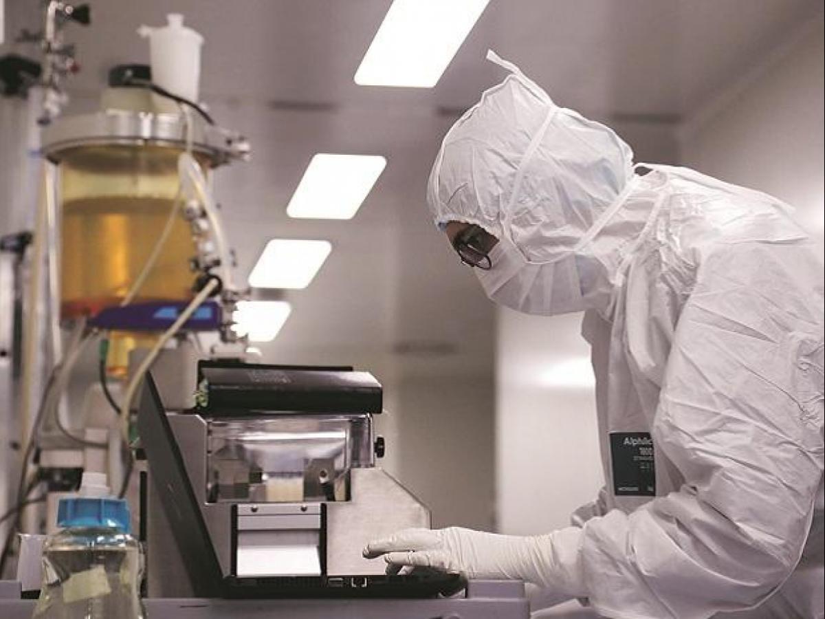 ರಾಜ್ಯಗಳಿಗೆ ಲಸಿಕೆ ಪೂರೈಸಲು ಅಂತರಾಷ್ಟ್ರೀಯ ಲಸಿಕಾ ತಯಾರಕರ ಹಿಂದೇಟು; ಸಂಕಷ್ಟದಲ್ಲಿ ರಾಜ್ಯ ಸರ್ಕಾರಗಳು