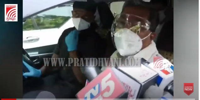 ಕಾಂಗ್ರೆಸ್‌ ಒಳಜಗಳ: ಪತ್ರಕರ್ತರ ಪ್ರಶ್ನೆಗಳಿಗೆ ಸಿಡಿಮಿಡಿಗೊಂಡ ಸಿದ್ದರಾಮಯ್ಯ – ಮೈಕ್‌ ತಳ್ಳಿ ಆಕ್ರೋಶ