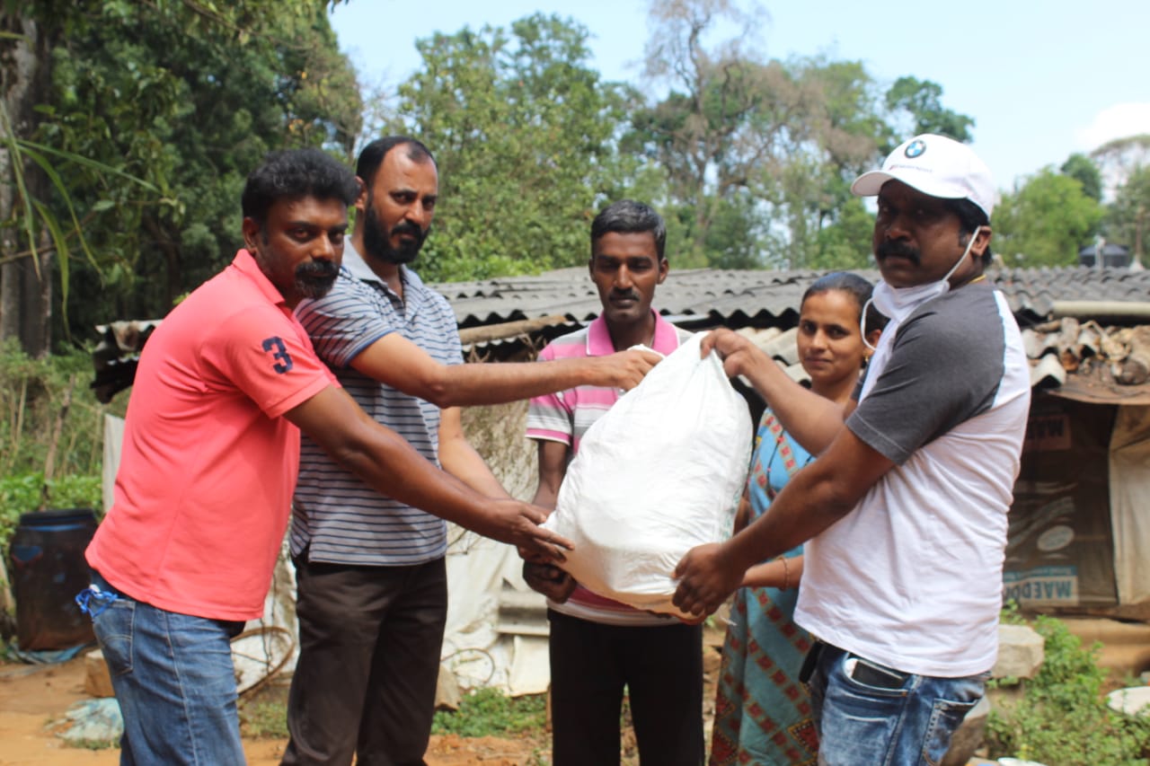 ಪ್ರವಾಸಿ ಜಿಲ್ಲೆಯಲ್ಲಿಸದ್ದಿಲ್ಲದೆ ಜನರ ಸೇವೆಯಲ್ಲಿ ತೊಡಗಿರುವ ಪತ್ರಕರ್ತರ  “ಮಾಧ್ಯಮ ಸ್ಪಂದನ” ತಂಡ