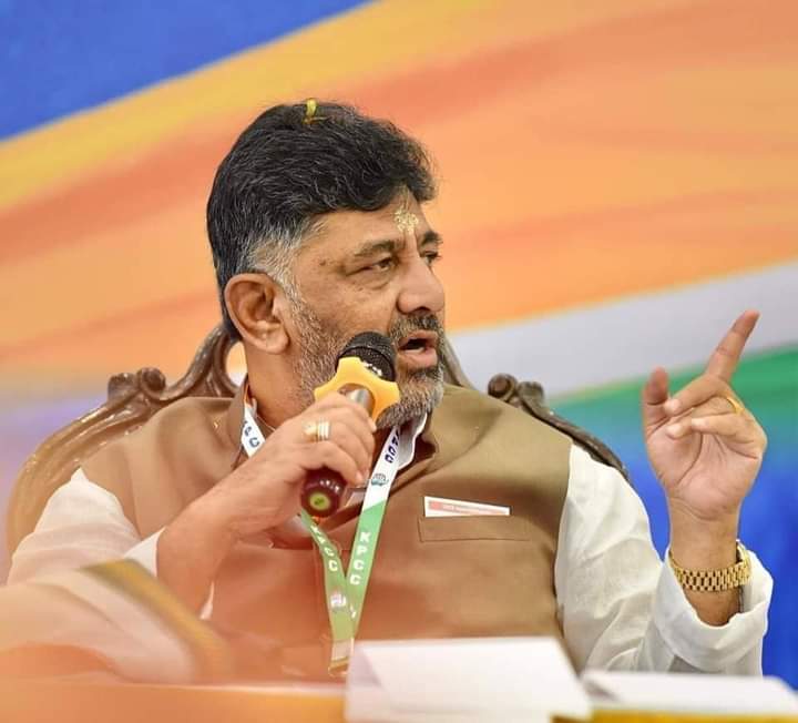 ವಿಧಾನಸಭೆ ವಿಸರ್ಜಿಸಿ ಜನರ ಮುಂದೆ ಹೋಗೋಣ ಬನ್ನಿ; ಬಿಜೆಪಿಗೆ ಡಿ.ಕೆ. ಶಿವಕುಮಾರ್ ಸವಾಲು