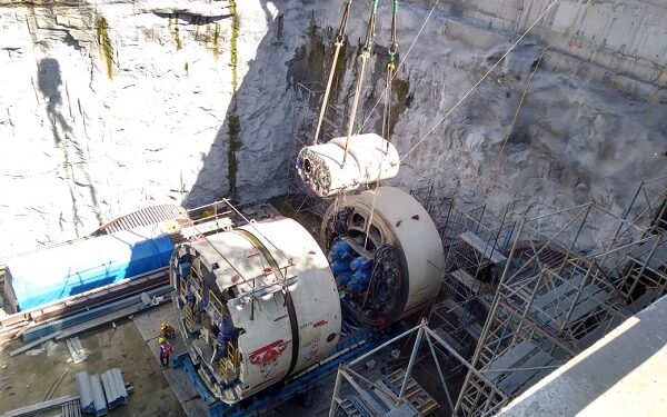 ಎರಡನೇ ಹಂತ ನಮ್ಮ ಮೆಟ್ರೋ ಕಾಮಗಾರಿ : 13 ತಿಂಗಳ ಬಳಿಕ 855 ಮೀಟರ್ ಉದ್ದದ ಟನಲ್ ನಿಂದ ಹೊರಬಂದ TBM ಊರ್ಜಾ !