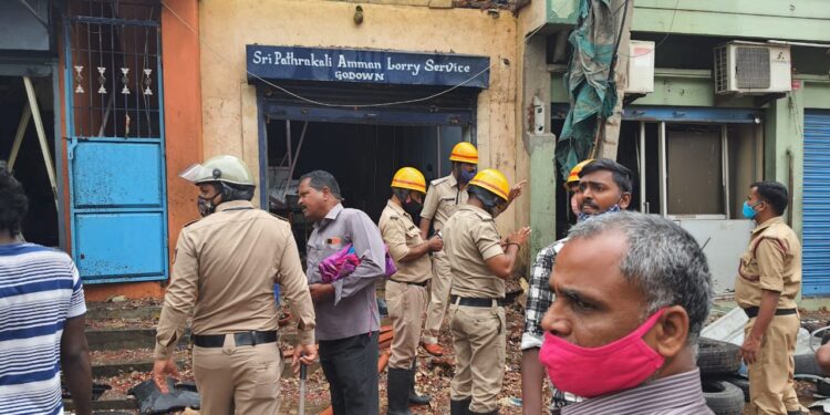 ಬೆಂಗಳೂರಿನ ಚಾಮರಾಜಪೇಟೆಯಲ್ಲಿ ಬೆಂಕಿ ಅವಘಡ; ಮೂವರು ಸಾವು, ನಾಲ್ವರಿಗೆ ಗಾಯ