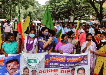 ಭಾರತ್‌ ಬಂದ್:‌ ಬೆಂಗಳೂರಿನಲ್ಲಿ ನಡೆದ ಪ್ರತಿಭಟನೆಯ ಚಿತ್ರಗಳನ್ನು ನೋಡಲು ಇಲ್ಲಿ ಕ್ಲಿಕ್‌ ಮಾಡಿ..!