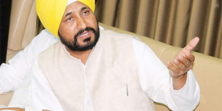 ಪಂಜಾಬಿಗೆ ಮೊದಲ ದಲಿತ ಮುಖ್ಯಮಂತ್ರಿ: ಚರಣಜಿತ್ ಸಿಂಗ್ ಚನ್ನಿ ನೂತನ ಸಿಎಂ – ಹೈಕಮಾಂಡ್ ಅಚ್ಚರಿಯ ಆಯ್ಕೆ