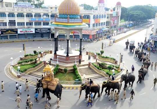 ಮೈಸೂರು ದಸರಾ ತಾಲೀಮು ಆರಂಬಿಸಿದ ಕ್ಯಾಪ್ಟನ್ ಅಭಿಮನ್ಯು ನೇತೃತ್ವದ ಗಜ ಪಡೆ