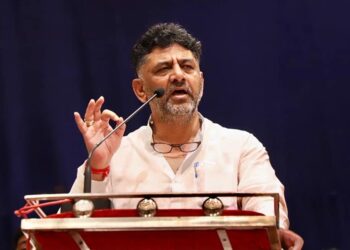 ಈ ಚುನಾವಣೆ ರಾಜ್ಯ ಸರ್ಕಾರದ ವೈಫಲ್ಯ, ಜನರು ಅನುಭವಿಸುತ್ತಿರುವ ನೋವನ್ನು ಹೇಳಿಕೊಳ್ಳಲು ಒಂದು ಅವಕಾಶ : ಡಿ.ಕೆ.ಶಿವಕುಮಾರ್