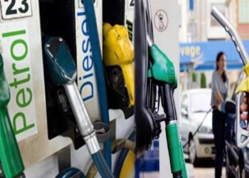 ದಸರಾ ಹಬ್ಬದಲ್ಲಿ ಗ್ರಾಹಕರಿಗೆ ಶಾಕ್‌ : ದೇಶದಲ್ಲಿ ಮತ್ತೆ ಪೆಟ್ರೋಲ್, ಡೀಸೆಲ್ ಬೆಲೆ ಹೆಚ್ಚಳ