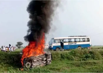 ಲಖೀಂ ಪುರ್ ಹಿಂಸಾಚಾರ: ಇಬ್ಬರು ಆರೋಪಿಗಳ ಬಂಧನ, ಶೀಘ್ರದಲ್ಲೇ ಮಂತ್ರಿ ಮಗನನ್ನು ಬಂಧಿಸುತ್ತೇವೆʼ ಎಂದ ಉ.ಪ್ರ ಪೊಲೀಸರು