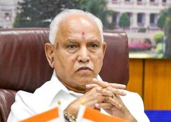 ಮಗನ ರಾಜಕೀಯ ಭವಿಷ್ಯದ ಚಿಂತೆ; ಬಿಜೆಪಿ ಪಾಳಯದಲ್ಲಿ ಚರ್ಚೆಗೀಡಾದ ಯಡಿಯೂರಪ್ಪ ಮೌನ..!