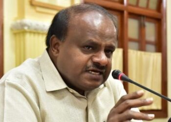 ಕಡತಗಳ ವಿಲೇವಾರಿಗೆ 300 ಕೋಟಿ ರೂ. ಹಫ್ತಾ; ಇದೇನಾ RSS ಸಿದ್ದಾಂತ: ಹೆಚ್‌.ಡಿ.ಕುಮಾರಸ್ವಾಮಿ