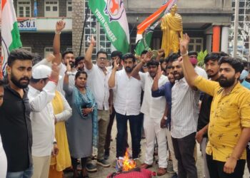 ಅನೈತಿಕ ಪೊಲೀಸ್ ಗಿರಿ ಬೆಂಬಲಿಸಿದ ಮುಖ್ಯಮಂತ್ರಿ ವಿರುದ್ಧ ಯುವ ಕಾಂಗ್ರೆಸ್ ನಿಂದ ಪ್ರತಿಭಟನೆ: ರಕ್ಷಾ ರಾಮಯ್ಯ ಆಕ್ರೋಶ