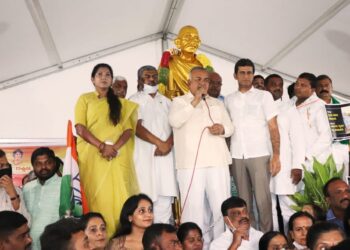 ಲಖೀಂಪುರ್ ಹಿಂಸಾಚಾರ ಖಂಡಿಸಿ ರಾಜ್ಯ ಕಾಂಗ್ರೆಸ್ನಿಂದ ಮೌನ ಪ್ರತಿಭಟನೆ