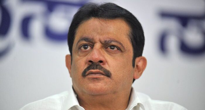 ಸಿದ್ದರಾಮಯ್ಯರನ್ನು ರಾಜಕೀಯವಾಗಿ ಮುಗಿಸಲು ಕುಮಾರಸ್ವಾಮಿ ಪ್ರಯತ್ನಿಸುತ್ತಿದ್ದಾರೆ – ಜಮೀರ್ ಅಹಮದ್