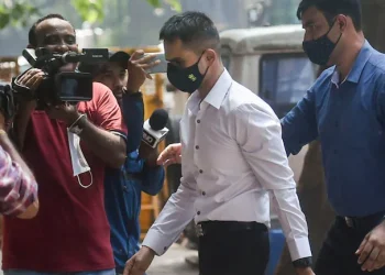 ಡ್ರಗ್ಸ್ ಪ್ರಕರಣ: ಆರ್ಯನ್ ಖಾನ್ ಬಂಧಿಸಿದ್ದ ಎನ್ ಸಿ ಬಿ ಅಧಿಕಾರಿ ವಿರುದ್ಧ ತನಿಖೆಗೆ ಆದೇಶ