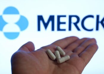 ಕೊರೋನಾಗೆ ಬಂತು ಮಾತ್ರೆ : UK, US ನಲ್ಲಿ ಬಳಕೆಗೆ ಸಿದ್ಧತೆ !