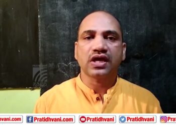 ಗ್ರಾಮ ದೇವರಿಗೆ ಹಚಿದ ದೀಪವನ್ನು ಪ್ರತಿ ಮನೆಗಳಿಗೆ  ತೆರಳಿ ಜ್ಯೋತಿ  ಬೆಳಗುವ ಮೂಲಕ ದೀಪಾವಳಿಯನ್ನು ಆಚರಿಸಲಾಗುವುದು