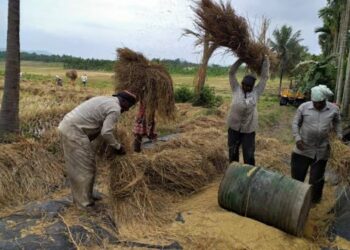 ಅಕಾಲಿಕ ಮಳೆ ಬೆತ್ತಲು ಮಾಡಿದ ಸರ್ಕಾರದ ರೈತ ವಿರೋಧಿ ನೀತಿ!