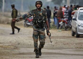 ಮಣಿಪುರದಲ್ಲಿ ಸೇನಾ ಬೆಂಗಾವಲು ಪಡೆಯ ಮೇಲೆ ಭಯೋತ್ಪಾದಕರ ದಾಳಿ; ಕಮಾಂಡೆಂಟ್‌ ಸೇರಿ ಆರು ಜನರ ಸಾವು