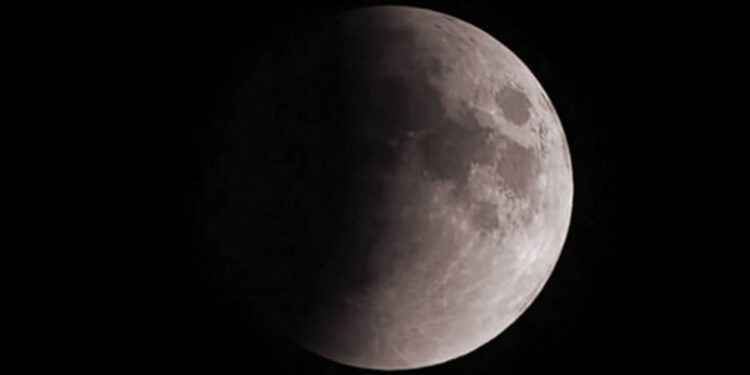 ನವೆಂಬರ್ 19: 580 ವರ್ಷಗಳಲ್ಲೇ ಅತ್ಯಂತ ಸುದೀರ್ಘ ಚಂದ್ರಗ್ರಹಣವು ಭಾರತದಲ್ಲಿ ಸಂಭವಿಸಲಿದೆ