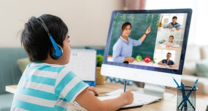 ಮಕ್ಕಳ ಆನ್ ಲೈನ್ ಶಿಕ್ಷಣದಲ್ಲಿ ಪೋಷಕರ ಕಾಳಜಿ ಹೆಚ್ಚಾಗಬೇಕಿದೆ : ಎಇಆರ್‌ಒ ಸಮೀಕ್ಷೆ!