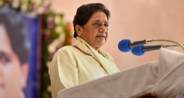 ದಲಿತರು, ಹಿಂದುಳಿದವರು ಸಮಾಜವಾದಿ ಪಕ್ಷದಿಂದ ಏನನ್ನೂ ಸಹ ನಿರೀಕ್ಷಿಸಬಾರದು: ಮಾಯಾವತಿ