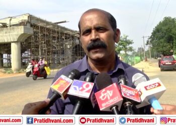 ಕಾರವಾರ: ಫ್ಲೈ ಓವರ್​​ ನಿರ್ಮಾಣ ಕಾಮಗಾರಿ ವೇಳೆ IRB ಕಂಪನಿ ನಿರ್ಲಕ್ಷ್ಯ; ಅಪಾಯದಲ್ಲಿ ಕಾರ್ಮಿಕರು