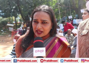 ಮತಾಂತರ ನಿಷೇಧ ಮಸೂದೆ ವಿರುದ್ಧ ಭುಗಿಲೆದ್ದ ಆಕ್ರೋಶ : ಬಿಜೆಪಿಗೆ ಬುದ್ಧಿ ಇಲ್ಲ ಎಂದ ಪ್ರತಿಭಟನಾಕಾರರು / Bangaluru