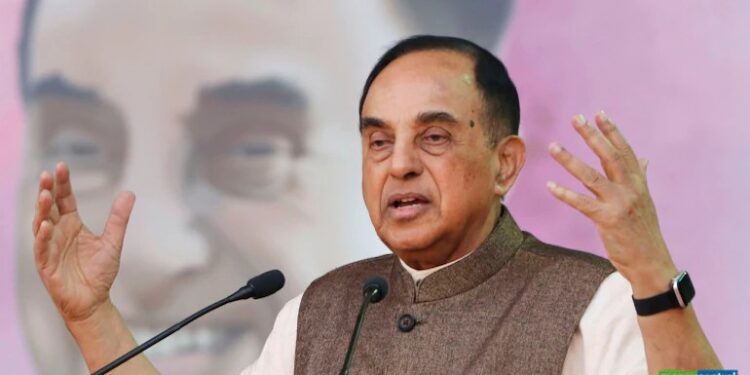 ಸೇನಾ ಹೆಲಿಕಾಪ್ಟರ್ ಪತನ: ಮೋದಿ ಜನರಿಗೆ ವಿವರ ನೀಡಲಿ ಎಂದ ಸುಬ್ರಮಣಿಯನ್ ಸ್ವಾಮಿ