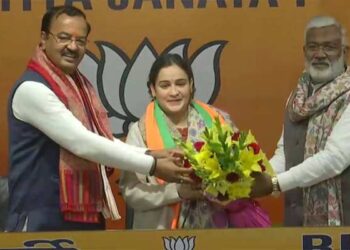 ಚುನಾವಣೆ ಹೊಸ್ತಿಲಲ್ಲೇ ಎಸ್‌ಪಿಗೆ ಆಘಾತ? ಬಿಜೆಪಿ ಸೇರಿದ ಅಪರ್ಣಾ ಯಾದವ್‌