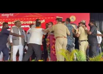 ರಾಮನಗರ : ಸಿಎಂ ಬೊಮ್ಮಾಯಿ ಎದುರಲ್ಲೇ ಸಚಿವ ಅಶ್ವತ್ಥನಾರಾಯಣ ಸಂಸದ ಡಿಕೆ ಸುರೇಶ್‌ ಜಗಳ