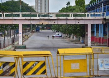 ನೈಟ್ ಕರ್ಫ್ಯೂ ಮತ್ತು ವೀಕೆಂಡ್ ಲಾಕ್ : ಇಕ್ಕಟ್ಟಿಗೆ ಸಿಲುಕಿದೆಯೇ ಬಿಜೆಪಿ ಸರ್ಕಾರ?