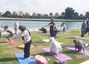 ಸೌದಿ ಅರೇಬಿಯಾದಲ್ಲಿ ಮೊದಲ ಬಾರಿಗೆ ಯೋಗ ಉತ್ಸವ;  ಹರ್ಷದಿಂದ ಪಾಲ್ಗೊಂಡ ಜನ