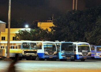 ಡಿಪೋದಲ್ಲಿ ನಿಂತಲ್ಲೇ ನಿಂತು ತುಕ್ಕು ಹಿಡಿಯುತ್ತಿರುವ BMTC ಬಸ್‌ಗಳು : ಇದರ ನಿರ್ವಹಣ ವೆಚ್ಚವೇ 10 ಕೋಟಿ!
