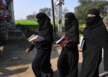 ಉಡುಪಿ : ಹಿಜಾಬ್ ಧರಿಸಿದ ವಿದ್ಯಾರ್ಥಿನಿಯರಿಗೆ ತರಗತಿ ಪ್ರವೇಶ ನಿರಾಕರಣೆ