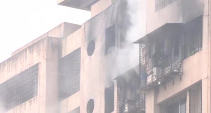 Mumbai | 20 ಮಹಡಿ ಕಟ್ಟಡದಲ್ಲಿ ಅಗ್ನಿ ಅವಘಡ; 7ಜನರ  ಸಾವು