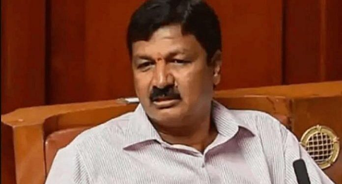 ರಮೇಶ್ ಜಾರಕಿಹೊಳಿ ಹೆಡಮುರಿ ಕಟ್ಟಲು ಬಿಜೆಪಿ ವರಿಷ್ಠರೇ ಖೆಡ್ಡಾ ತೋಡಿದರೆ?