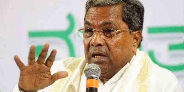 ಹಿಜಾಬ್ ವಿವಾದ | ರಾಜಕೀಯ ಲಾಭಕ್ಕಾಗಿ ಹಿಜಾಬ್ ವಿವಾದ ಉಲ್ಭಣಗೊಳಿಸಿ ಈಗ ಕೈಚೆಲ್ಲಿ ಕುಳಿತ ಸರ್ಕಾರ : ಸಿದ್ದರಾಮಯ್ಯ ಕಿಡಿ