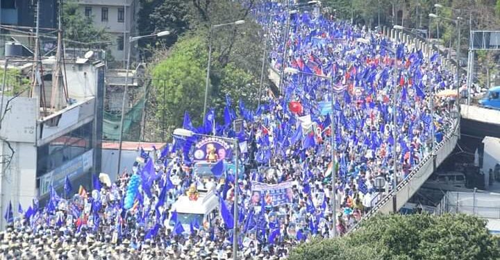 ʼನೀಲಿ ಸಾಗರವಾದ ಬೆಂಗಳೂರುʼ: ಅಂಬೇಡ್ಕರ್‌ ಅಪಮಾನ ಖಂಡಿಸಿ ಬೃಹತ್‌ ಜಾಥಾ