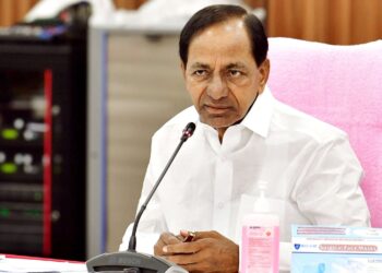 ಸರ್ಜಿಕಲ್ ಸ್ಟ್ರೈಕ್‌ ಚರ್ಚೆ ಮತ್ತೆ ಮುನ್ನಲೆಗೆ : ರಾಹುಲ್‌ ಗಾಂಧಿ ಬೆಂಬಲಕ್ಕೆ ನಿಂತ ಕೆಸಿಆರ್‌