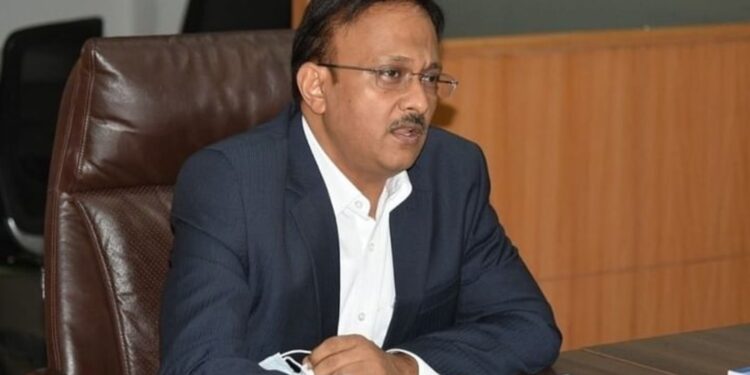 ಬೇಕಾಬಿಟ್ಟಿ ಗುಂಡಿ ತೆಗೆಯುತ್ತಿರುವವರ ವಿರುದ್ಧ ಕಾನೂನು ಕ್ರಮ, ಜಲ ಮಂಡಳಿ & ಬೆಸ್ಕಾಂಗೆ BBMP ಆಯುಕ್ತ ಖಡಕ್ ಸೂಚನೆ