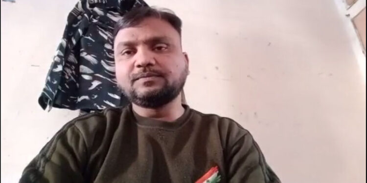 ಉಕ್ರೇನ್ನಲ್ಲಿ ಸಿಲುಕಿರುವ ಪುತ್ರಿ ಸಂಪರ್ಕಕ್ಕೆ ಸಿಗುತ್ತಿಲ್ಲ; ಬೇಸರ ತೋಡಿಕೊಂಡ CRPF ಯೋಧ