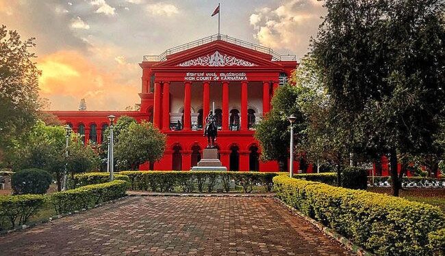 ಹಿಜಾಬ್ ವಿವಾದ : ಕೋರ್ಟ್ ನಲ್ಲಿ ನಡೆದ ವಾದ – ಪ್ರತಿವಾದದ ಪ್ರಮುಖ ಅಂಶಗಳು !