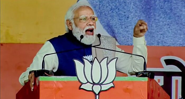 Uttarakhand | ಮತಕ್ಕಾಗಿ ಜನರಲ್ ರಾವತ್ ಕಟೌಟ್ ಬಳಸುತ್ತಿರುವ ಕಾಂಗ್ರೆಸ್ : ಪ್ರಧಾನಿ ಮೋದಿ ಟೀಕೆ