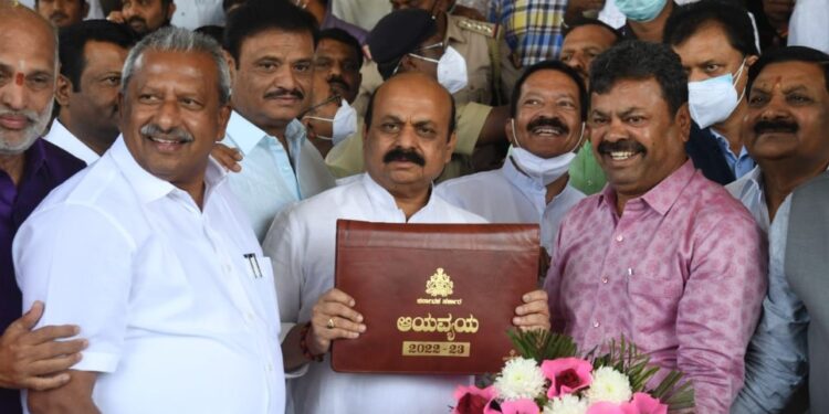 ಕರ್ನಾಟಕ ಬಜೆಟ್ 2022 ಲೈವ್‌ ಅಪ್ಡೇಟ್‌ : Karnataka Budget 2022 Live Update : CM Basavaraj Bommai
