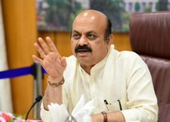 ಹಿಜಾಬ್ ತೀರ್ಪು ನೀಡಿದ 3 ನ್ಯಾಯಾಧೀಶರಿಗೆ ‘Y’ ಶ್ರೇಣಿಯ ಭದ್ರತೆ : ಸೋ ಕಾಲ್ಡ್ ಸೆಕ್ಯುಲರ್ಗಳೇ ಯಾಕೆ ಮೌನವಾಗಿದ್ದೀರಿ? : ಸಿಎಂ ಬೊಮ್ಮಾಯಿ ಪ್ರಶ್ನೆ