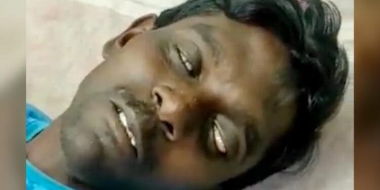 ಶಾಲೆ ಸಮೀಪ ಅಕ್ರಮ ಮದ್ಯ ಮಾರಾಟ : ದೂರು ನೀಡಿದ ಅಂಧ ವ್ಯಕ್ತಿಯನ್ನು ಥಳಿಸಿದ ಪೊಲೀಸರು