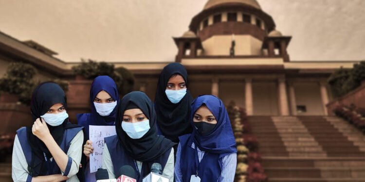 Hijab Row | ಹೈಕೋರ್ಟ್ ತೀರ್ಪಿನ ಕುರಿತು ಮೇಲ್ಮನವಿ : ತುರ್ತು ಅರ್ಜಿ ವಿಚಾರಣೆಗೆ ಸುಪ್ರೀಂ ಕೋರ್ಟ್ ನಕಾರ!